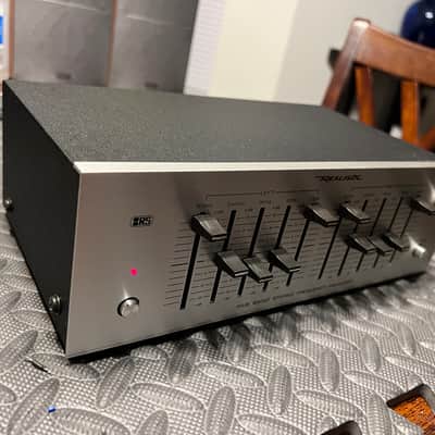 Realistic 31-1988 5-band Stereo Equalizer serviced image 3
