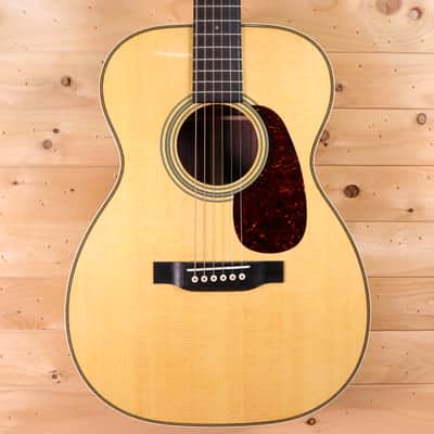 Martin USA 00-28 Y18 - Ebony Fingerboard, Natural image 1