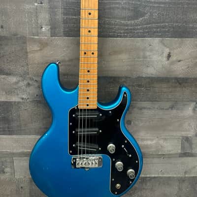 1980s Peavey T-26 USA Metallic Blue – Rare Color – Killer Player image 4