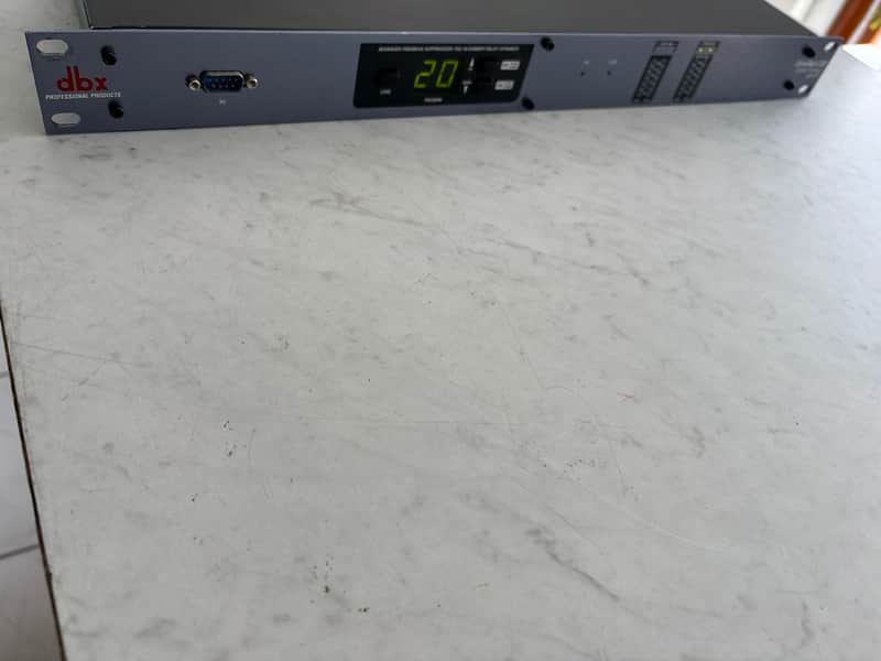 dbx DriveRack 220i System Processor with AFS Advanced Feedback Suppression 2010s - Black image 1