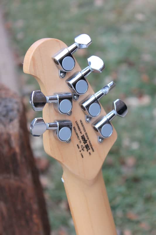 OLP MM1 Axis Amber Quilt Top Electric Guitar - EVH Eddie Van Halen