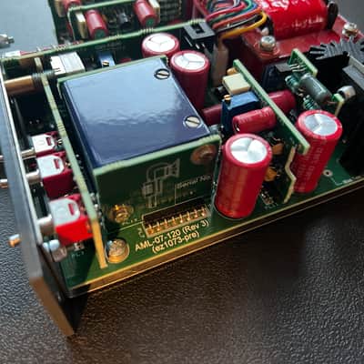 AML-17-038 - ez1073pre 500 series Class A mic pre image 9