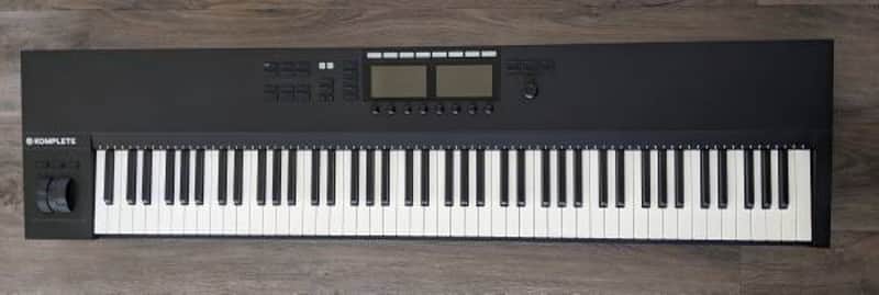 Native Instruments Komplete Kontrol S88 MKii - Black image 1