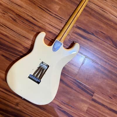 Fender St72 1985 Scalloped - Cream White image 10
