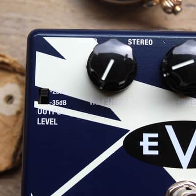 MXR "EVH 30 Chorus" (EVH30) image 2