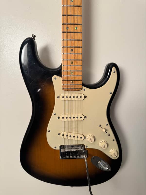 Fender Stratocaster American Deluxe 2005 - Sunburst