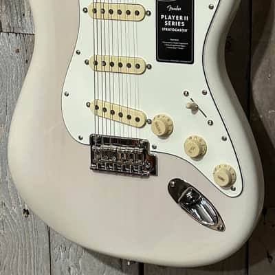 New Fender Player II Stratocaster - White Blonde, Fastest Shipping In The World! Includes A Pro Set Up! image 5