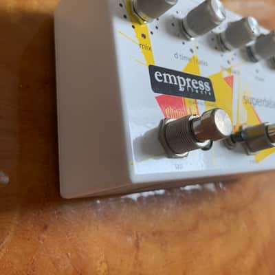 Empress Superdelay 2010s - White mint image 6