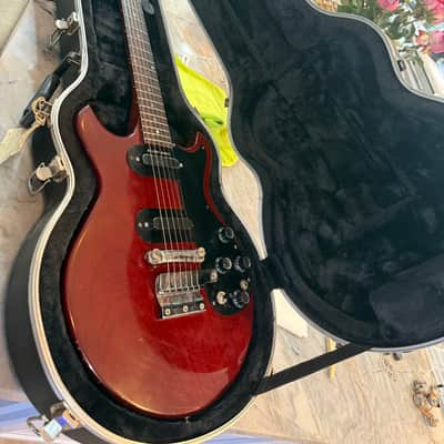 Gibson Melody Maker D with Vibrola 1964 - 1966 - Cherry image 14