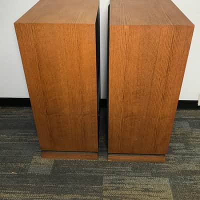 Klipsch Chorus II Speakers Pair Oiled Oak image 12