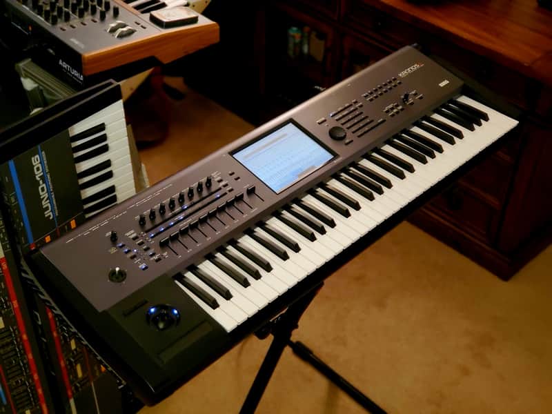 MUST SEE!!! KORG KRONOS X 61 FULLY INSPECTED/SERVICED AND IN AMAZING CONDITION! image 1