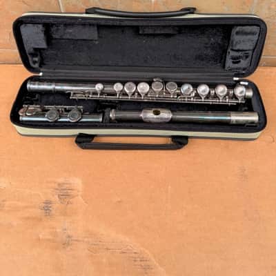 Yamaha YFL-221 Student Flute | Reverb