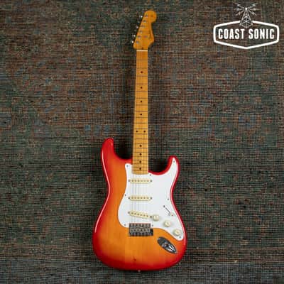 2012 Fender '57 Reissue Stratocaster ST57 Made in Japan - Cherry Sunburst image 2