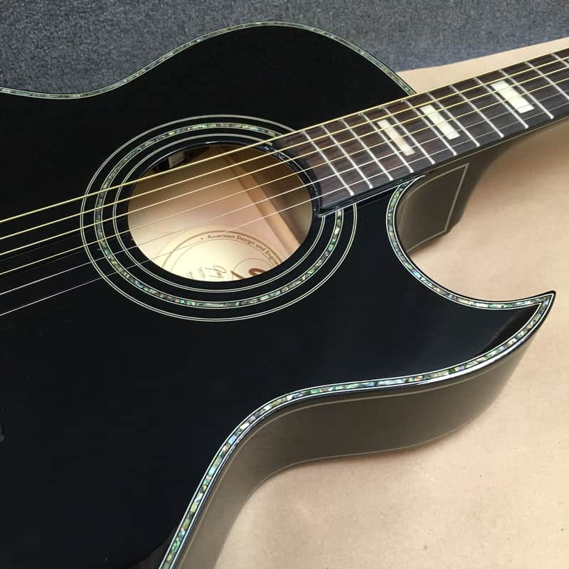 Samick TMJ-17CE Blackbird Acoustic-Electric Guitar Fishman Pickup