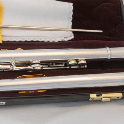 Yamaha YFL-371 Allegro Intermediate Flute *Silver Headjoint *Low-B *Split-E *Made in Japan *Cleaned & Serviced image 12