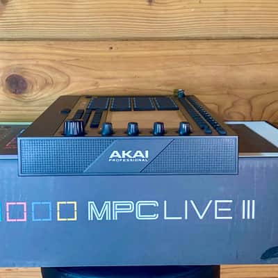 Akai MPC Live III Standalone Music Production Center image 5