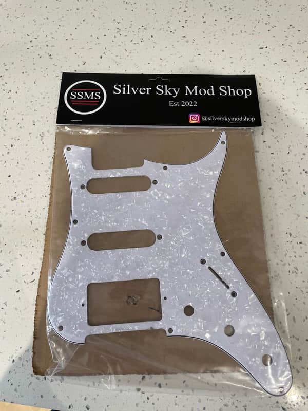 PRS Silver Sky HSS pickguard 3ply white pearloid pick guard image 1