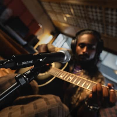 Shure - MVX2U Gen 2 - Interfaccia Audio USB C per microfono. con DSP image 1