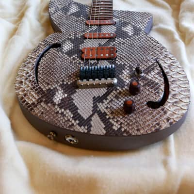 Build to Order GB Liuteria Boutique  Plié 6 string python edition for GIANLUCA GRIGNANI image 7