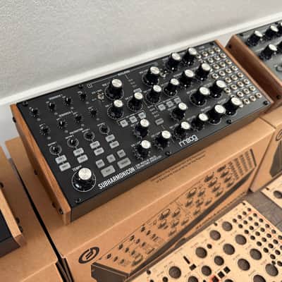 Moog Mother-32 / DFAM / Subharmonicon w/ Rack Stand + Extras! Bild 7