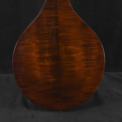 Eastman MD505-CS A-Style F-Hole Mandolin Classic Sunburst image 7
