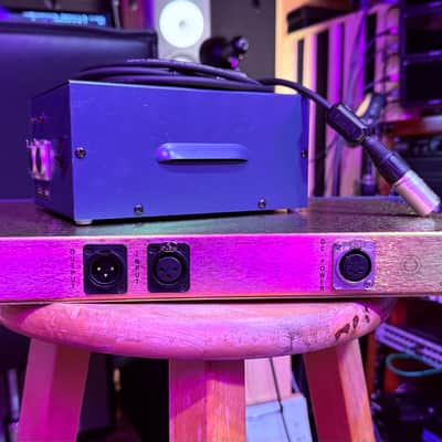 BAE 1073MPF Single Channel with PSU 2010s - Blue image 8
