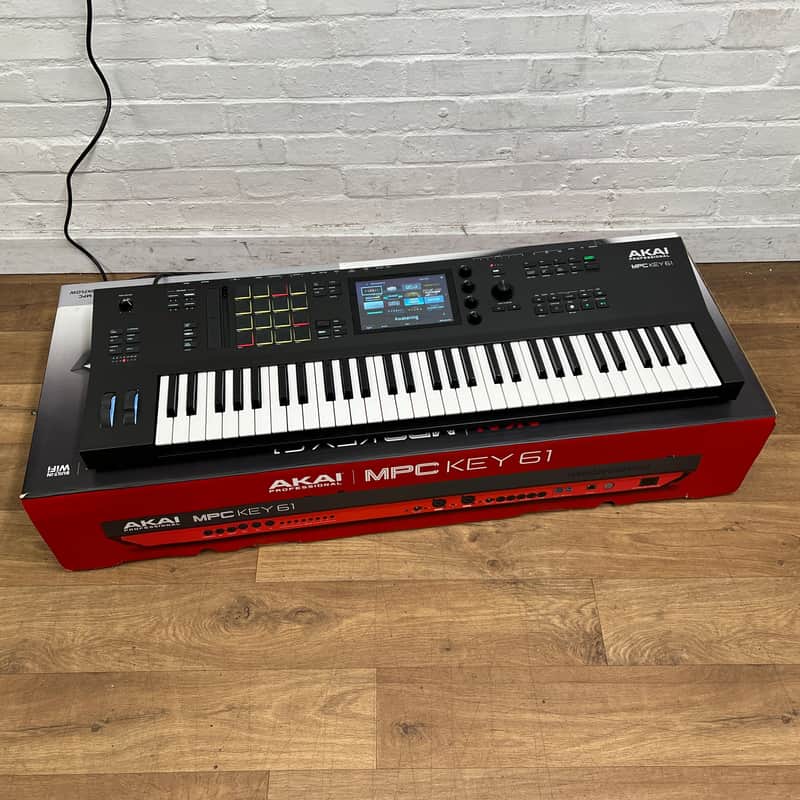 Akai MPC Key 61 keyboard; Serial No: A12211251709298 | Second Hand image 1