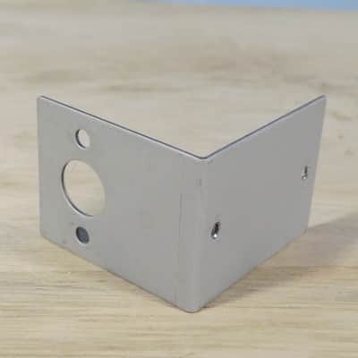 Roland JV-880 parts - power switch bracket