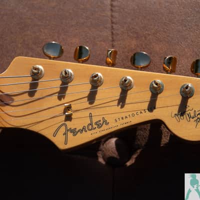 1994 Fender "Custom Edition" ST-57YM - FSR Gold Metallic - Yngwie Malmsteen Signature '57 Stratocaster - Made in Japan (FujiGen) - Pro Set Up w Perfect Frets/Action/Intonation! image 5