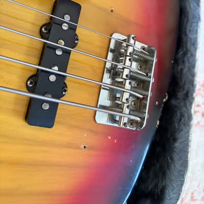 Fender Jazz Bass 3-Bolt with Maple Fretboard 1977 - 1978 - Cherry Sunburst image 7