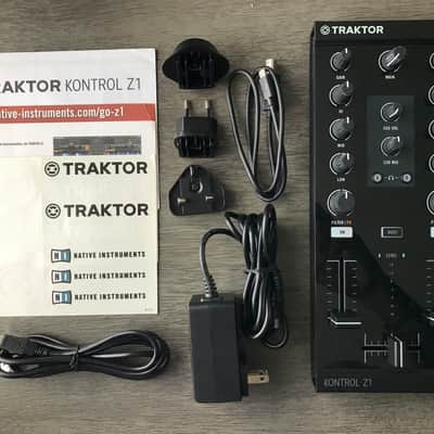 Native Instruments Traktor Kontrol Z1 – Complete w/ Box & Accessories image 3