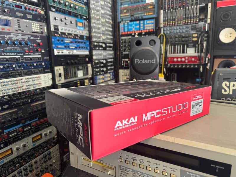 Akai MPC Studio Music Production USB Controller 2021 New //ARMENS// image 1