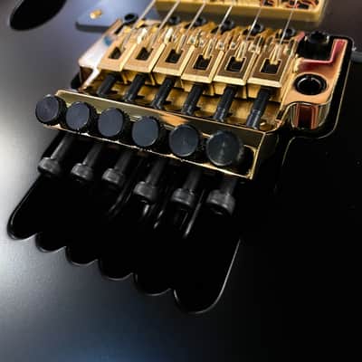 Ibanez Steve Vai "PIA" Signature Edition E-Gitarre 6 String Onyx Black + Case M20RG - 3542 Gramm image 4