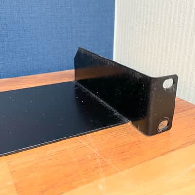 1U Rack-Mount Kit allows up to two half-rack units image 3