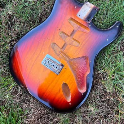 MJT VTS One Piece Ash Hardtail Stratocaster Body 2020  Sunburst  with Fender Bridge image 1