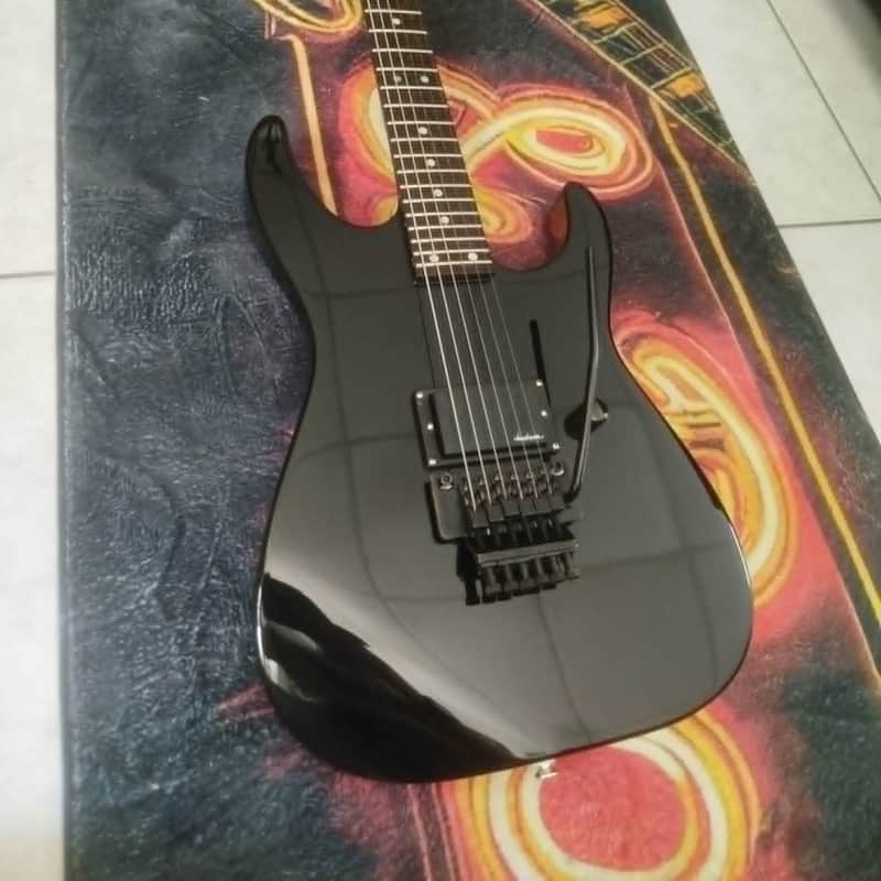 Charvel Model 5(neck-through) 1988 - Black Gloss