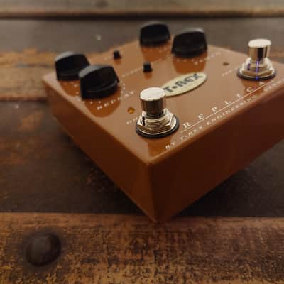 T-Rex Replica Delay image 7