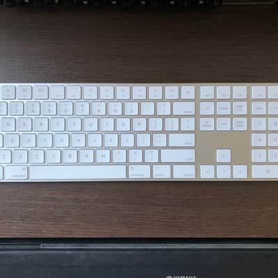Apple Magic Keyboard 2018 White image 1