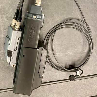 Sennheiser EK3041 + SK5012 / MKEII portable lav wireless system image 2