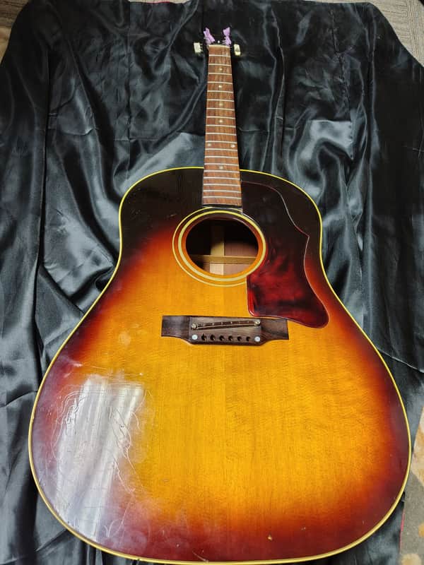 Gibson J-45