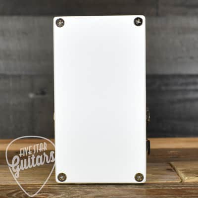 Mint Spaceman Effects Sputnik 1 Silicon Fuzz Pedal - White Edition image 2