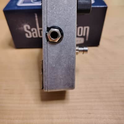 Electro-Harmonix EHX Satisfaction Fuzz Pedal w/ Box and Paperwork image 5