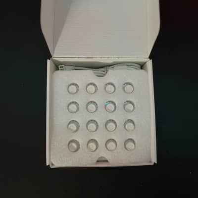 DJ TechTools MIDI Fighter Twister (White) – Excellent Condition + Original Box & Cable image 11