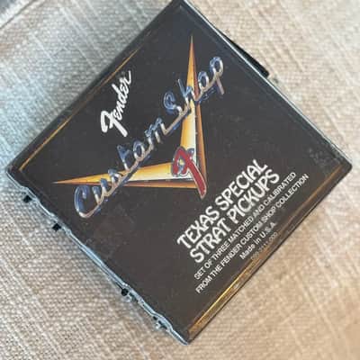 Fender Custom Shop Texas Special Strat pickup case image 1