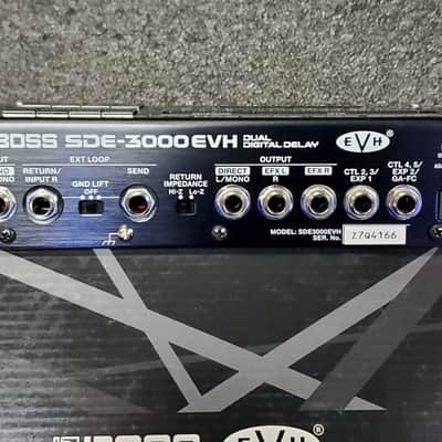 Boss SDE-3000EVH Dual Digital Delay 2023 - Present - Black / Grey Stripes image 3