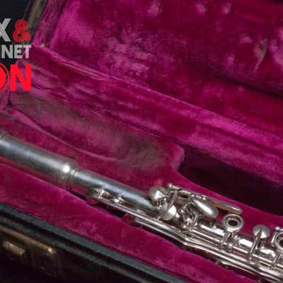 Vintage King Bb Metal Clarinet – H.N. White Co. – 100% Playable image 4