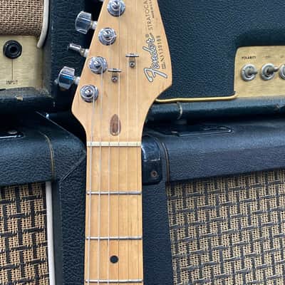 Fender American Standard Stratocaster with Maple Fretboard 1986 - 1993 - Brown Sunburst image 3