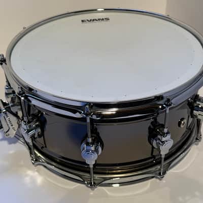 DW Design Series 6.5x14" Black Nickel Over Brass Snare Drum 2017 - Present - Black Nickel Over Brass image 4