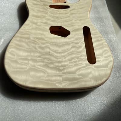 Veneer Quilted Maple Top Guitar Tele Style Mahogany Body image 3