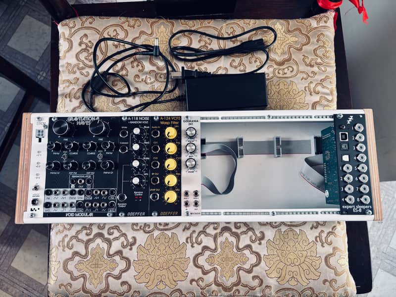 Koma Elektronik 3U / 84HP KOMA CASE - White image 1